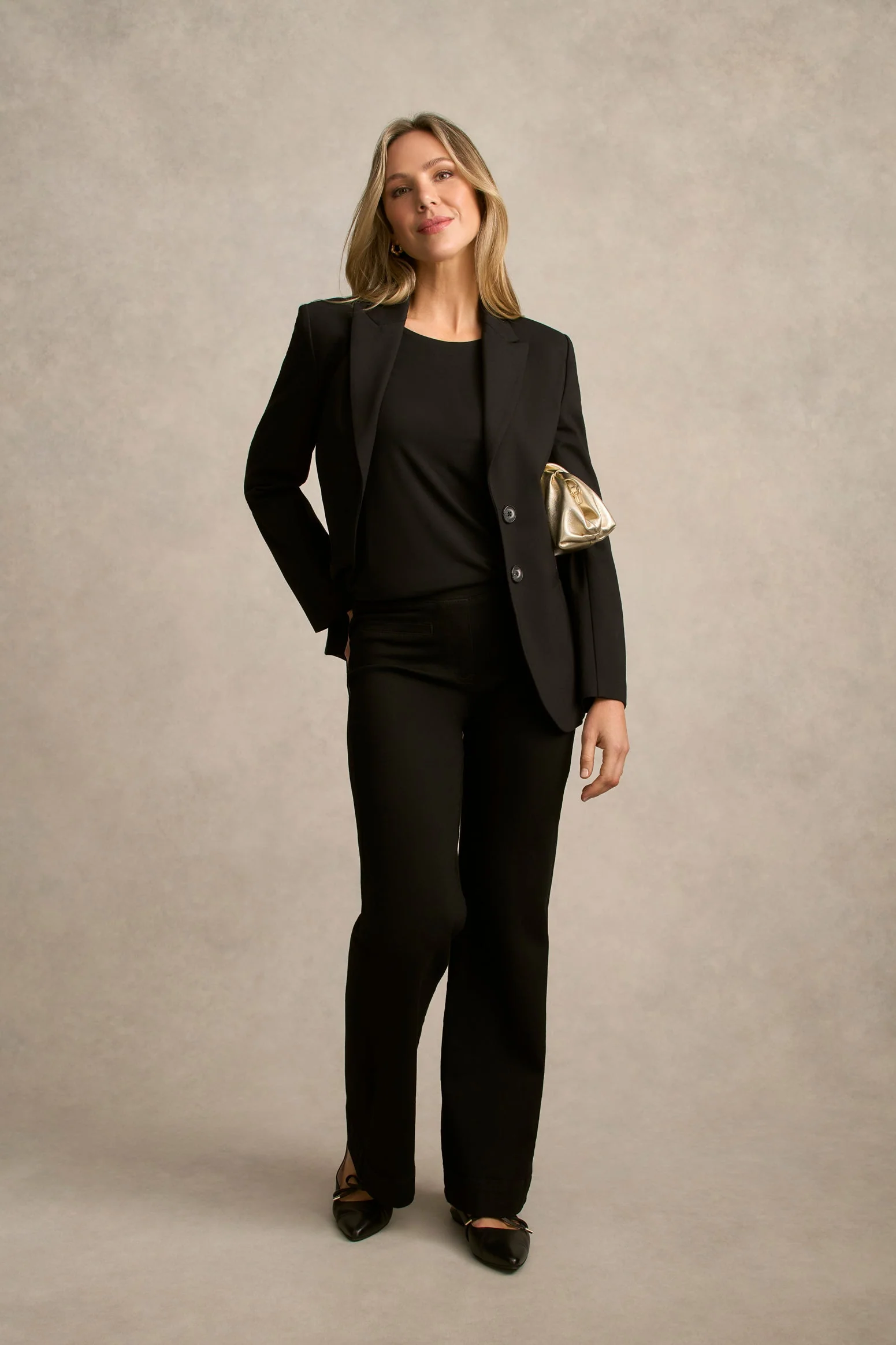 Half Sleeve Round Neck Tee - Black - Image 5