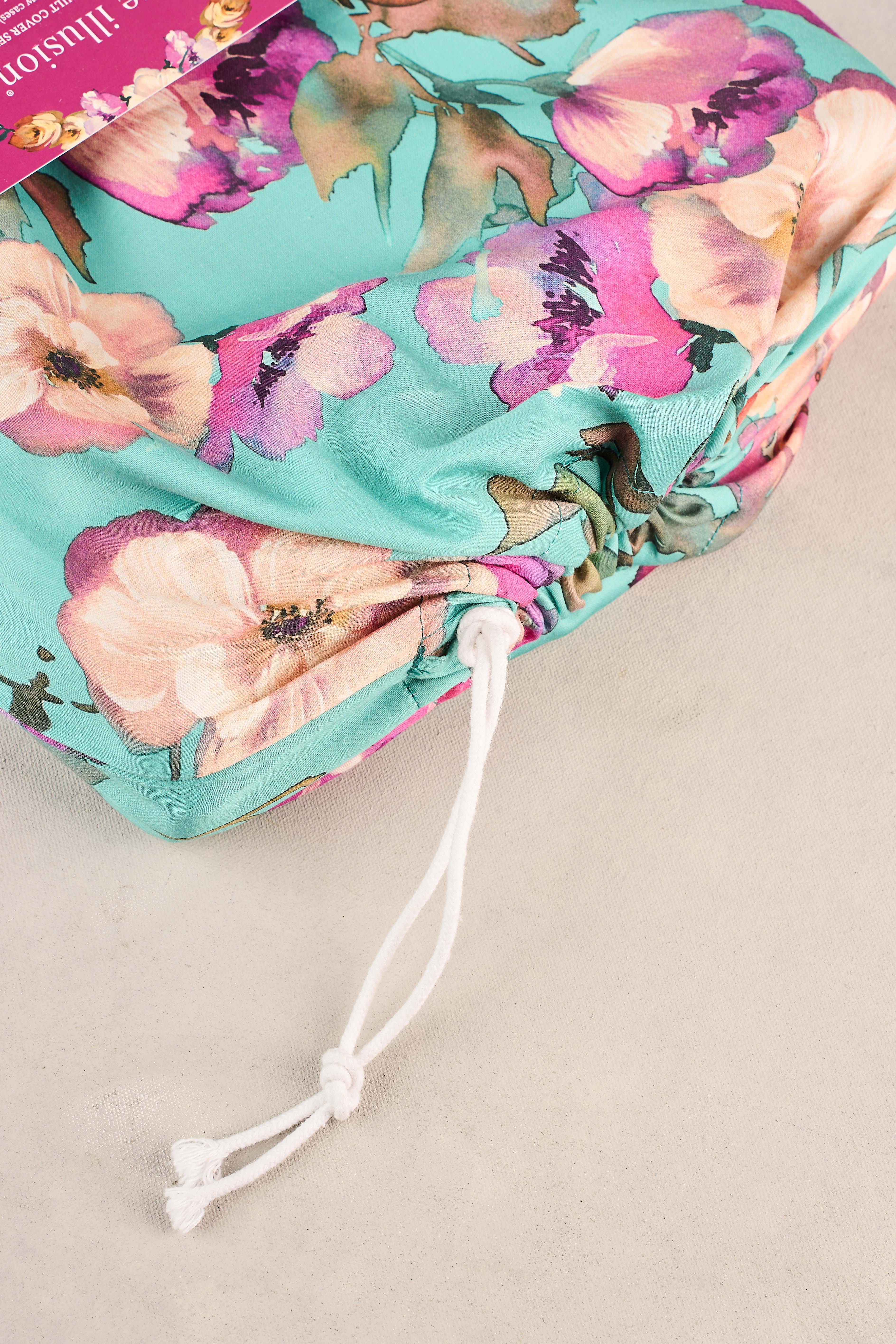 Azure Floral Quilt Cover Set - Image 4