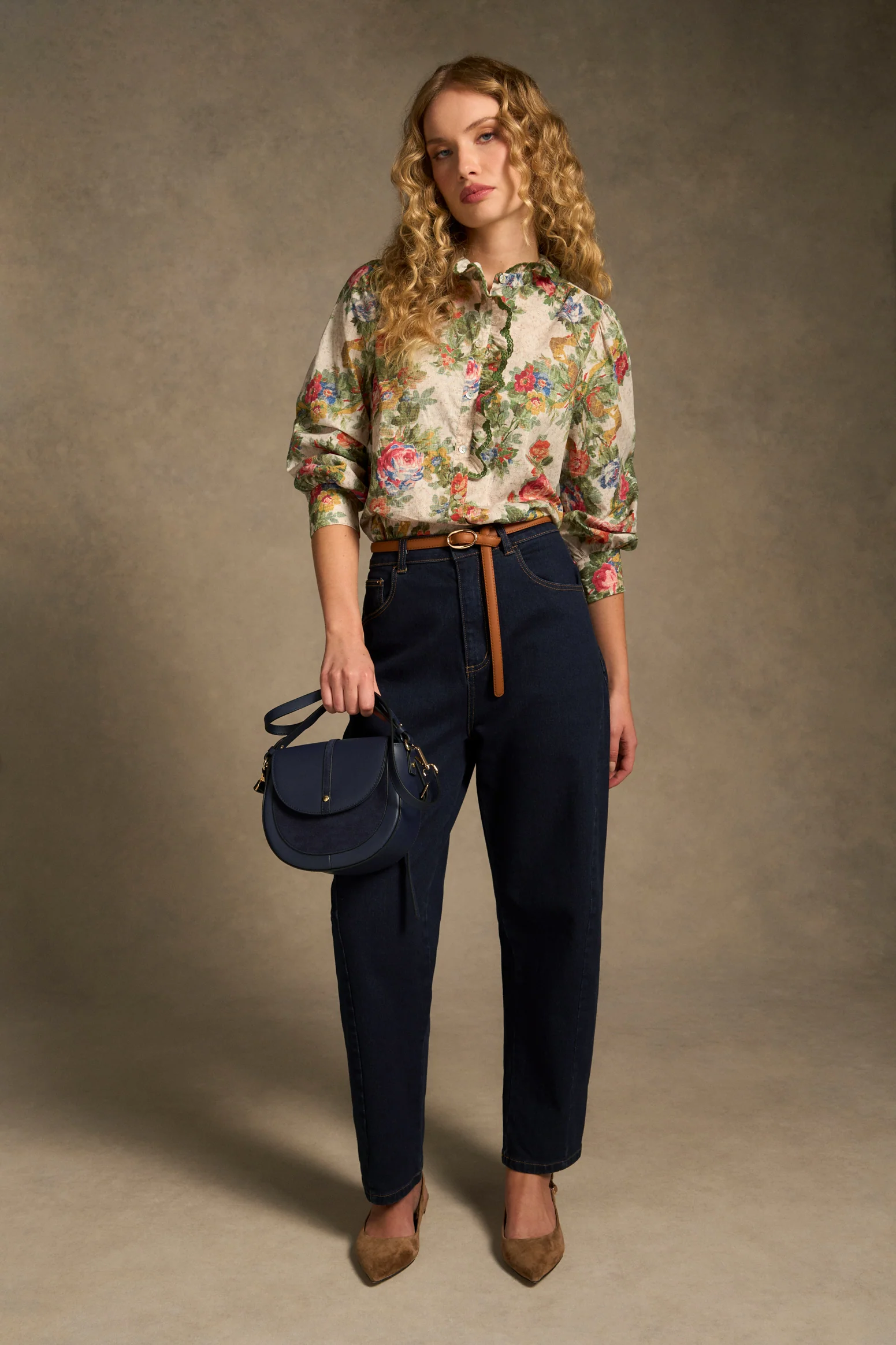 Ruffle Detail Shirt – Chateaux Print - Image 5