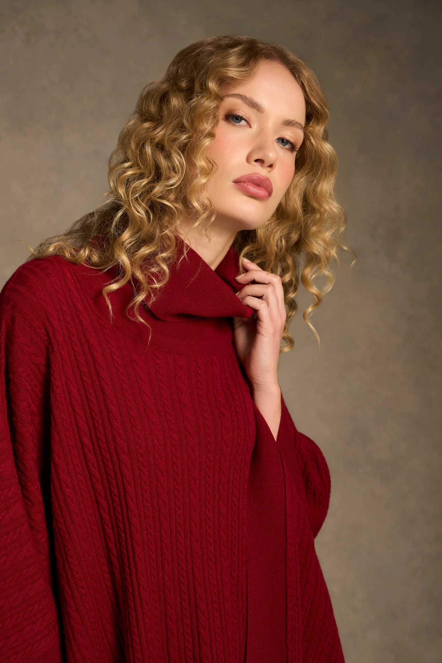 Catriona Cable Poncho - Red - Image 3
