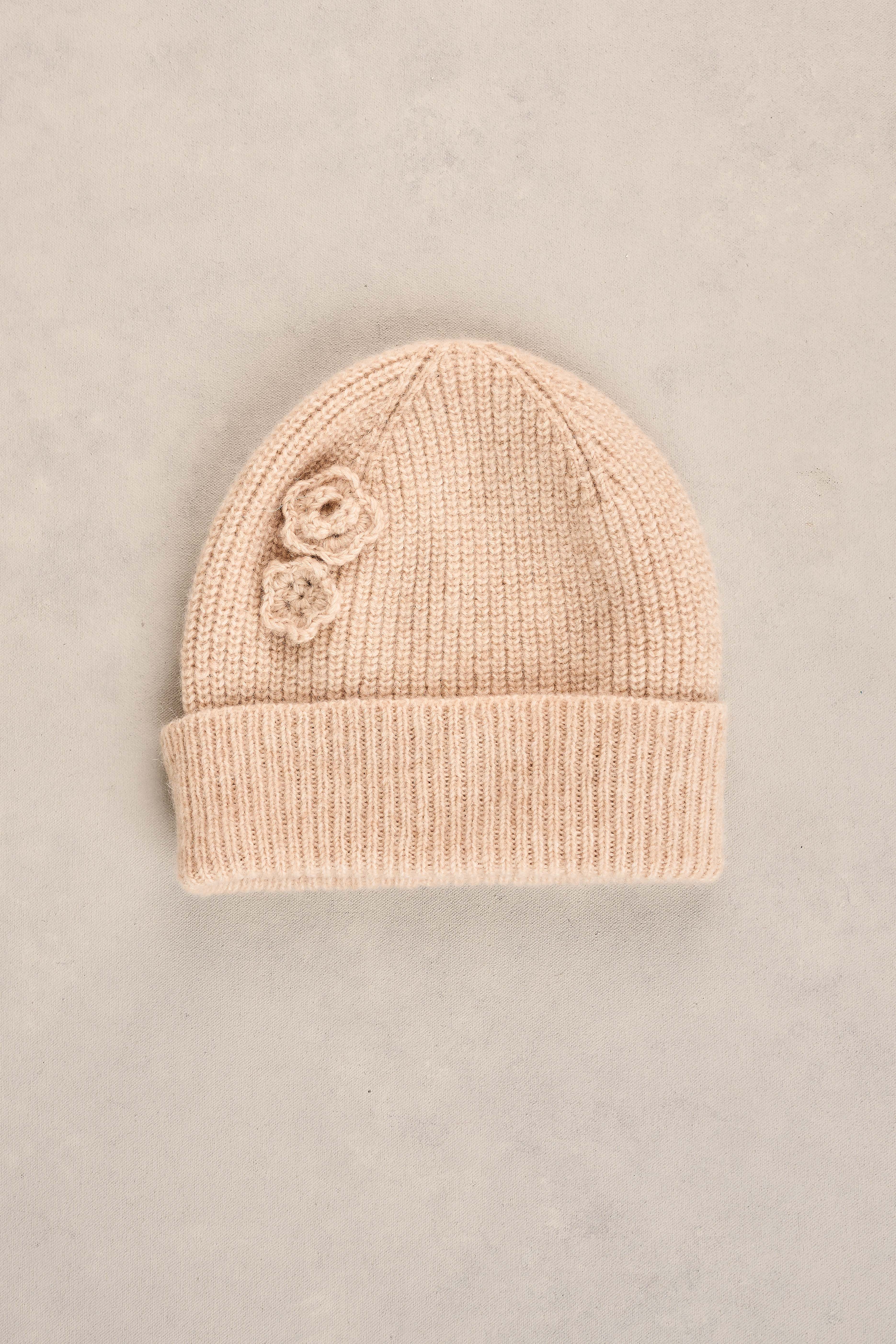Embroidery Trim Beanie - Oatmeal