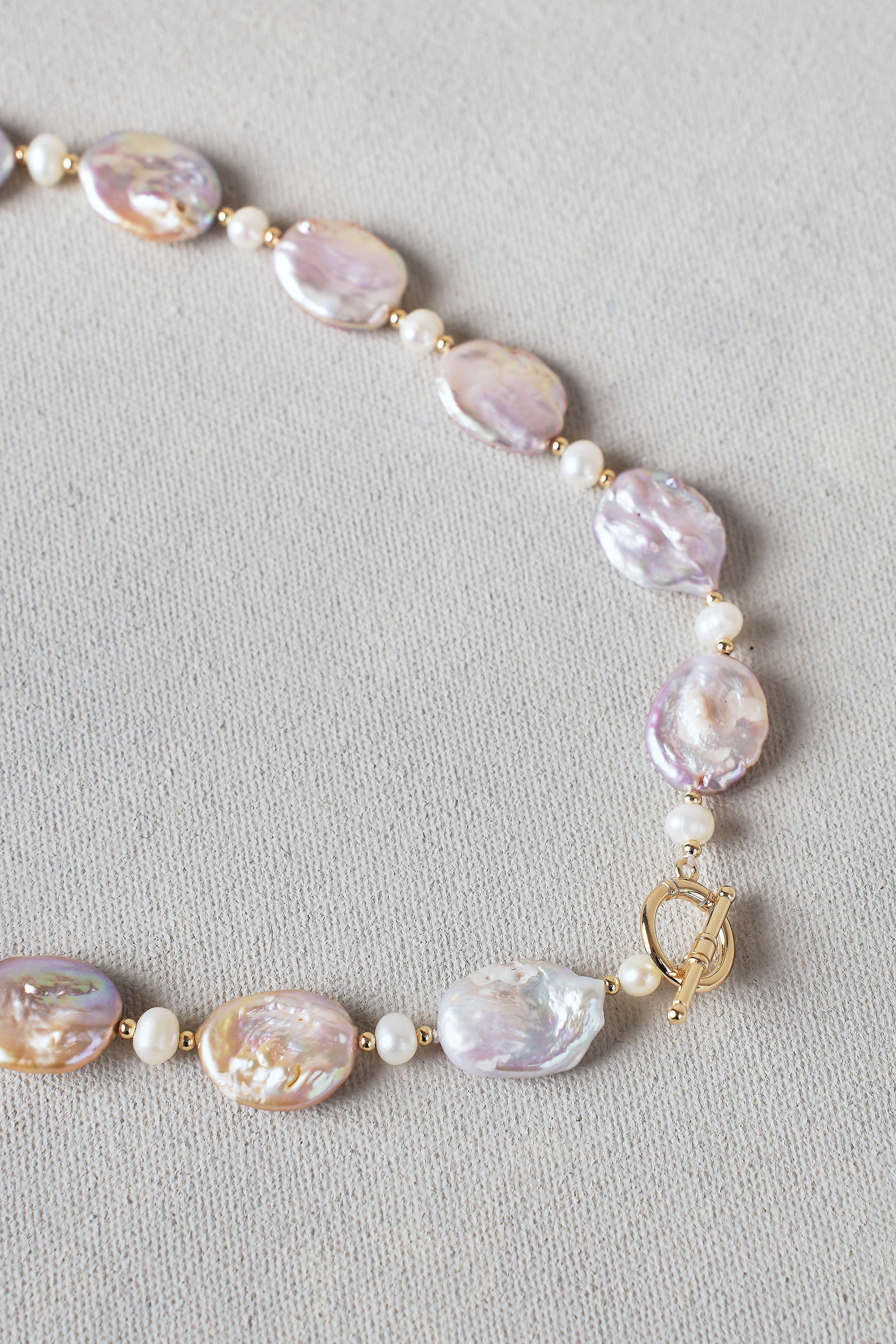 Flat Pearl Necklace – Pink - Image 4