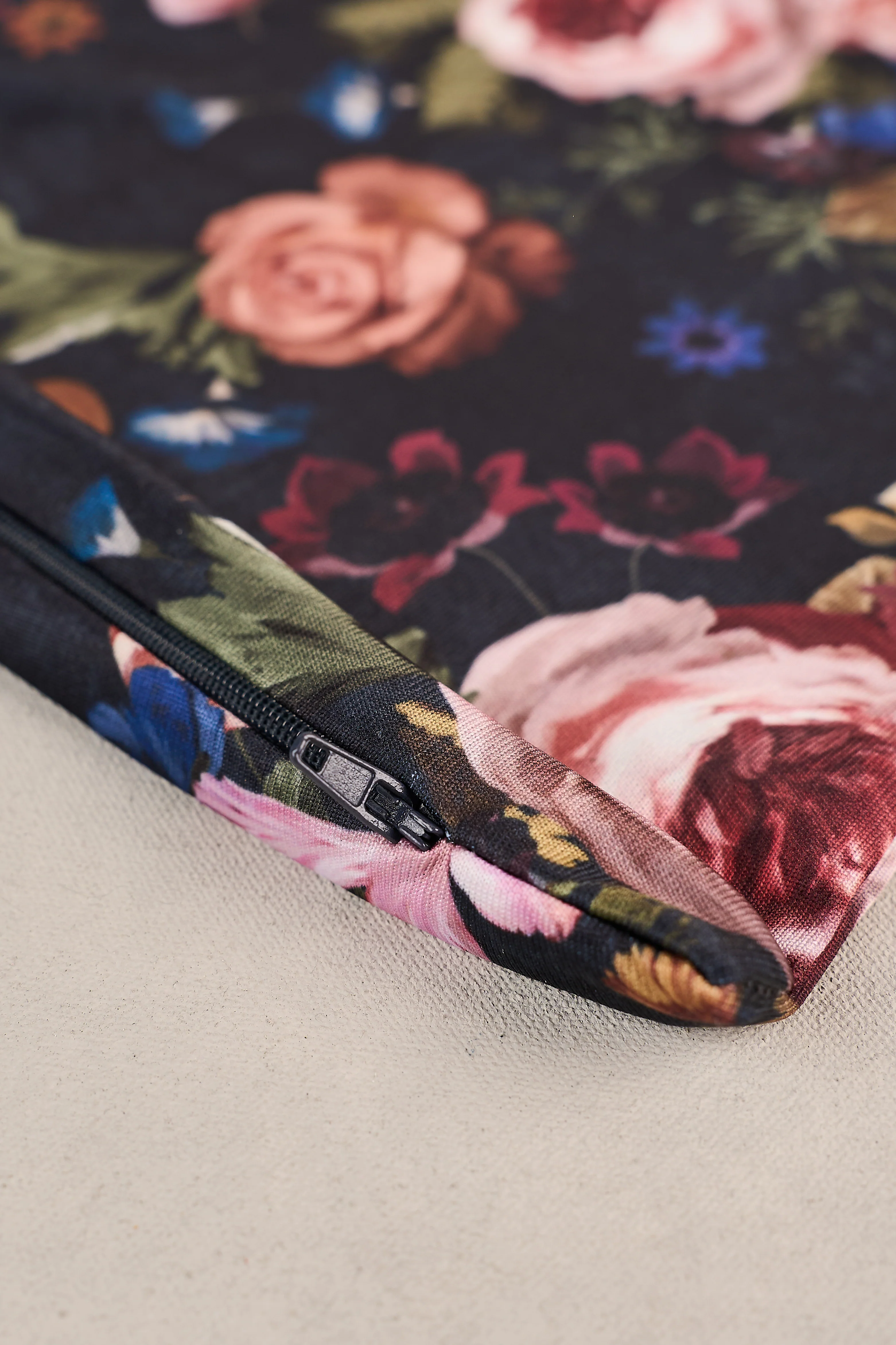 Floral Laundry Bag - Image 3