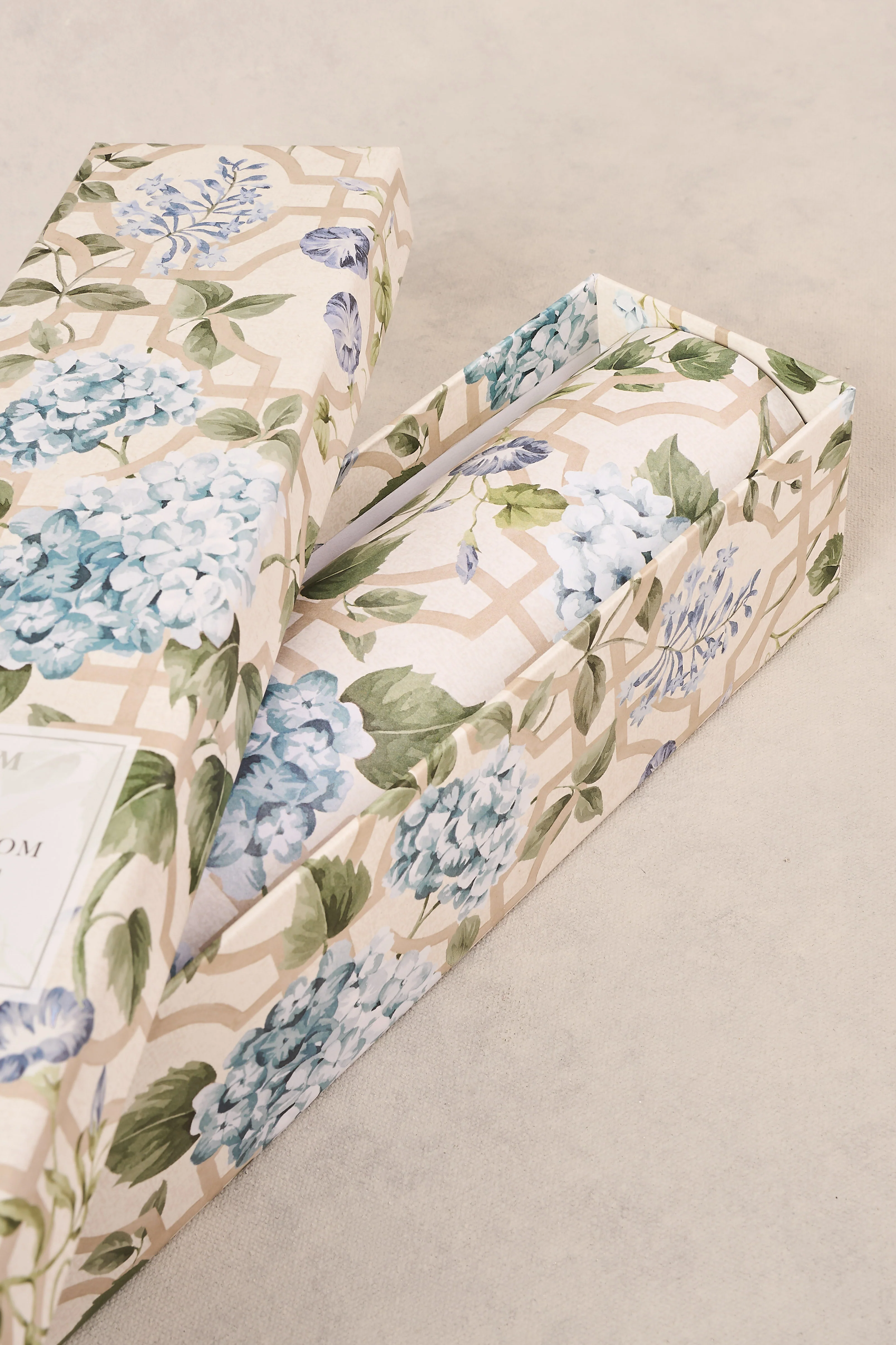 Heritage Bloom Drawer Liners - Image 3