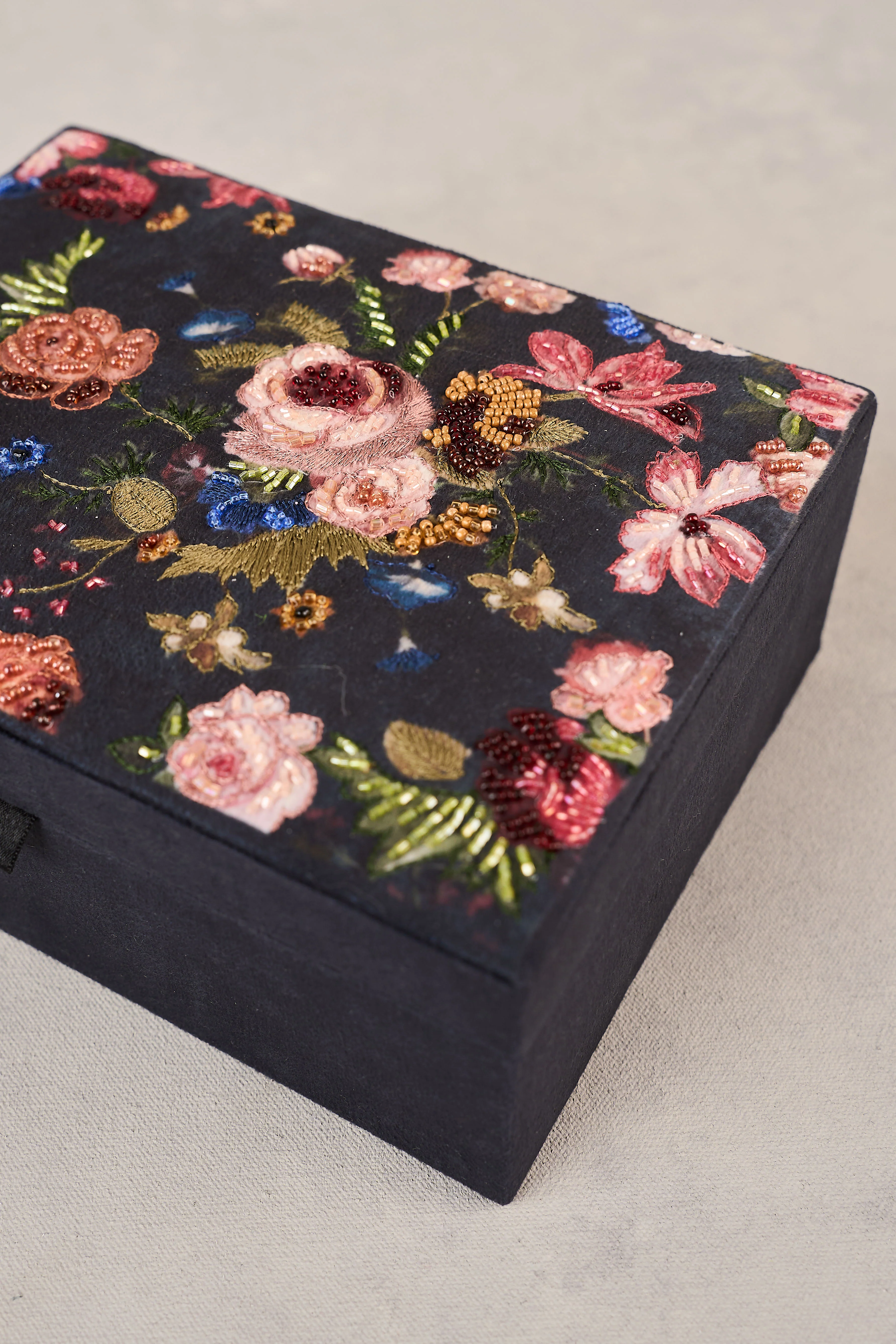 Large Jewellery Box - Image 2
