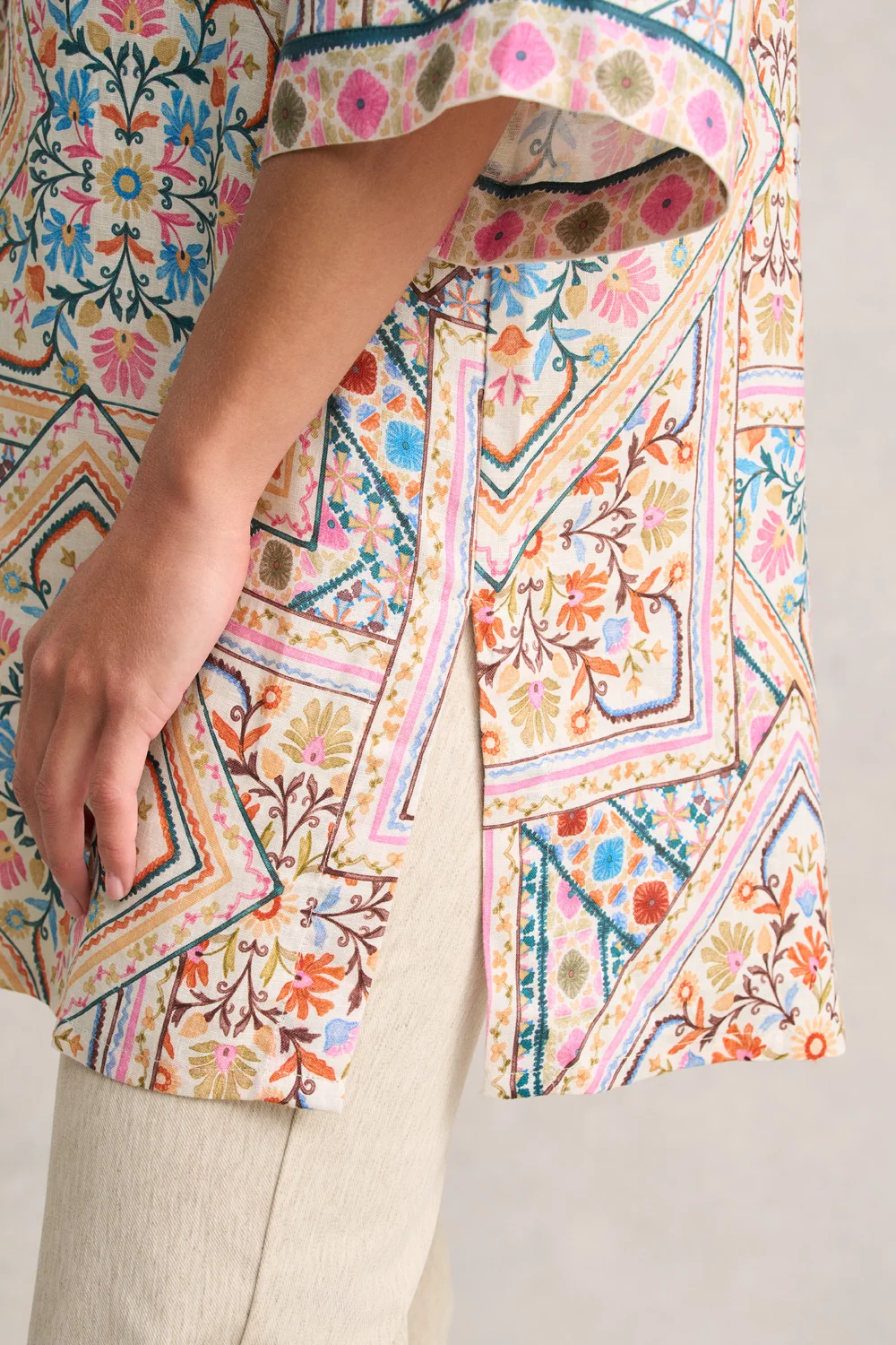 Collared Kaftan - Tile Print - Image 4
