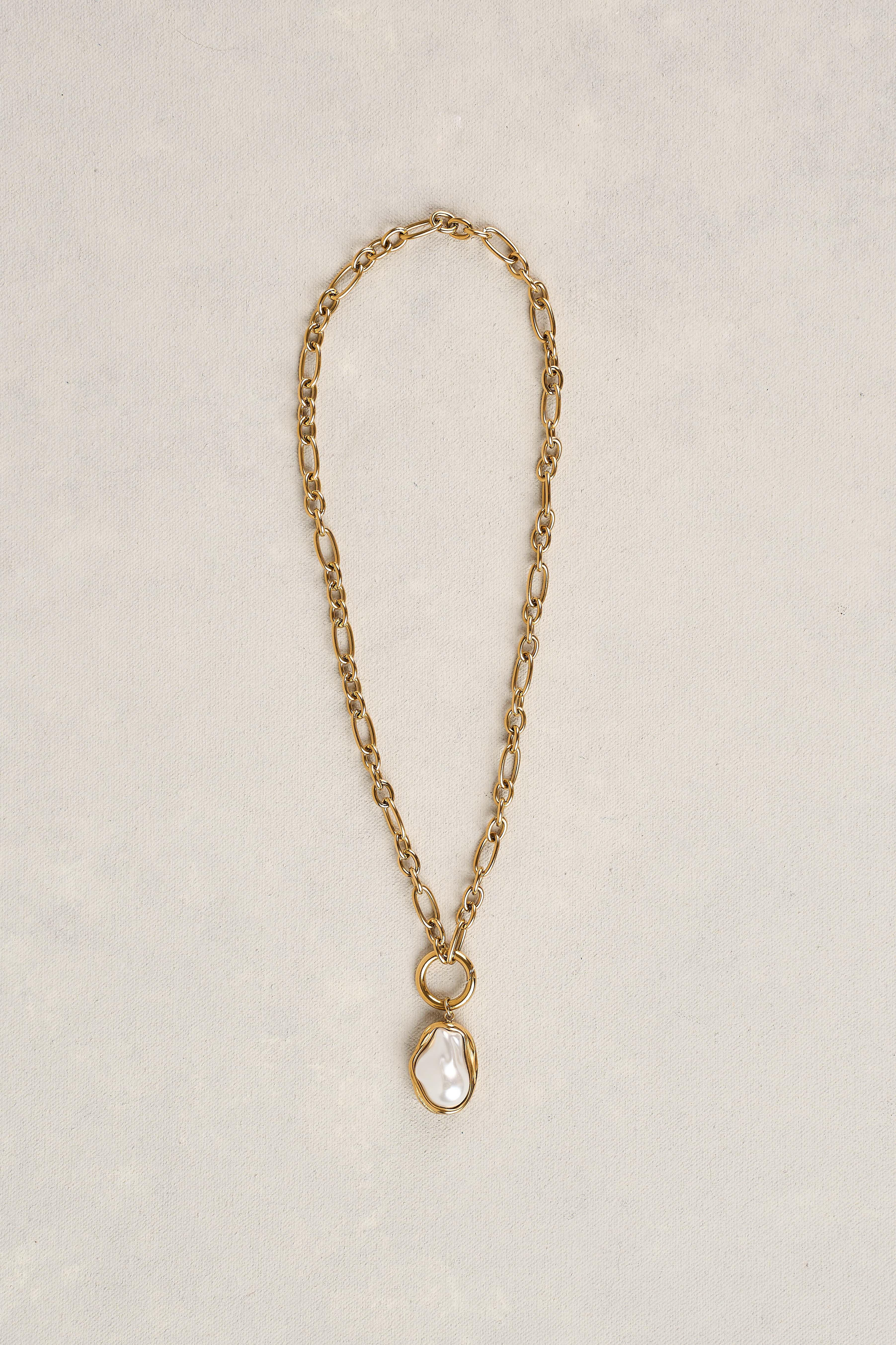 Organic Pendant Necklace - Gold - Image 4