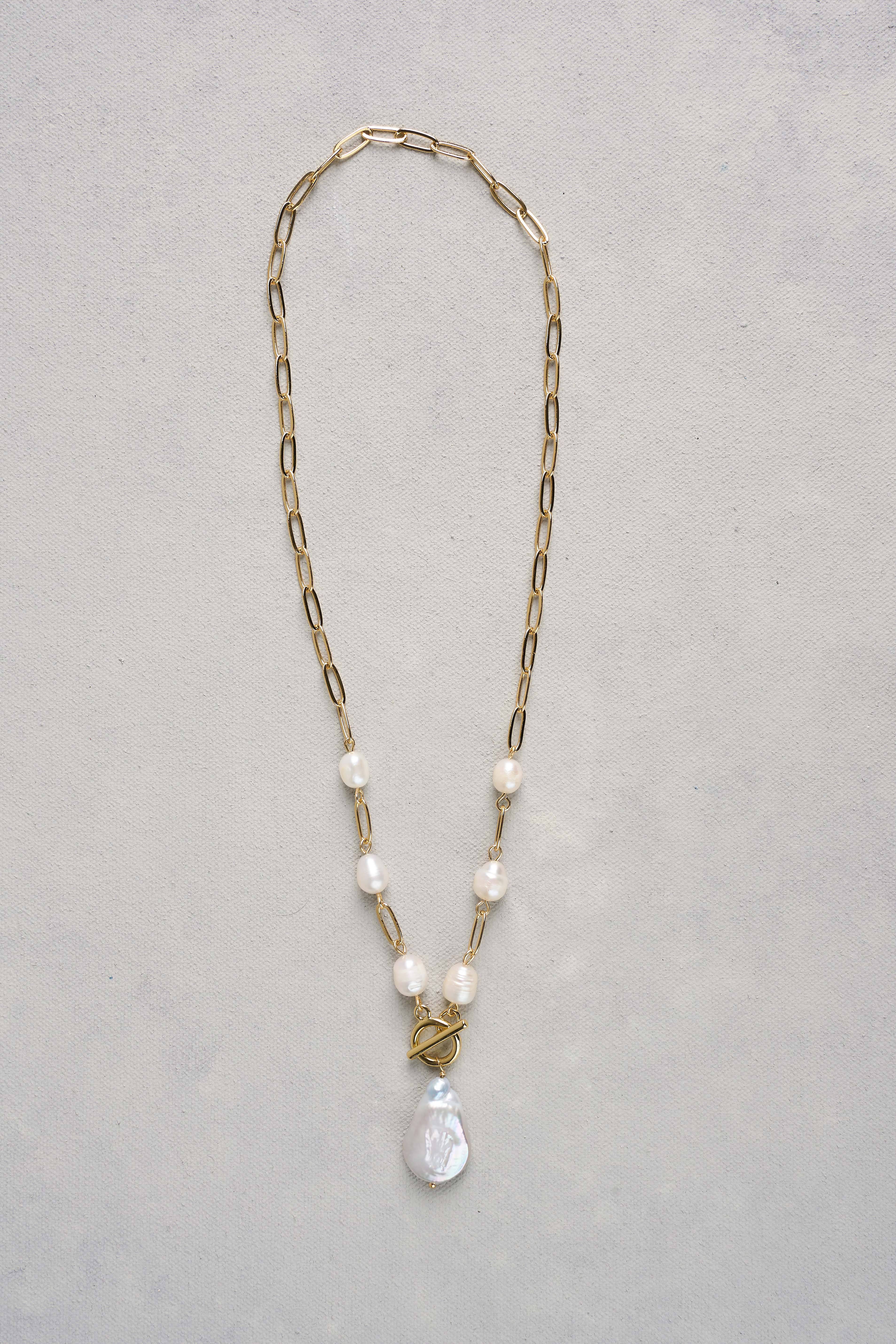 Pearl Pendant Necklace - Gold - Image 3