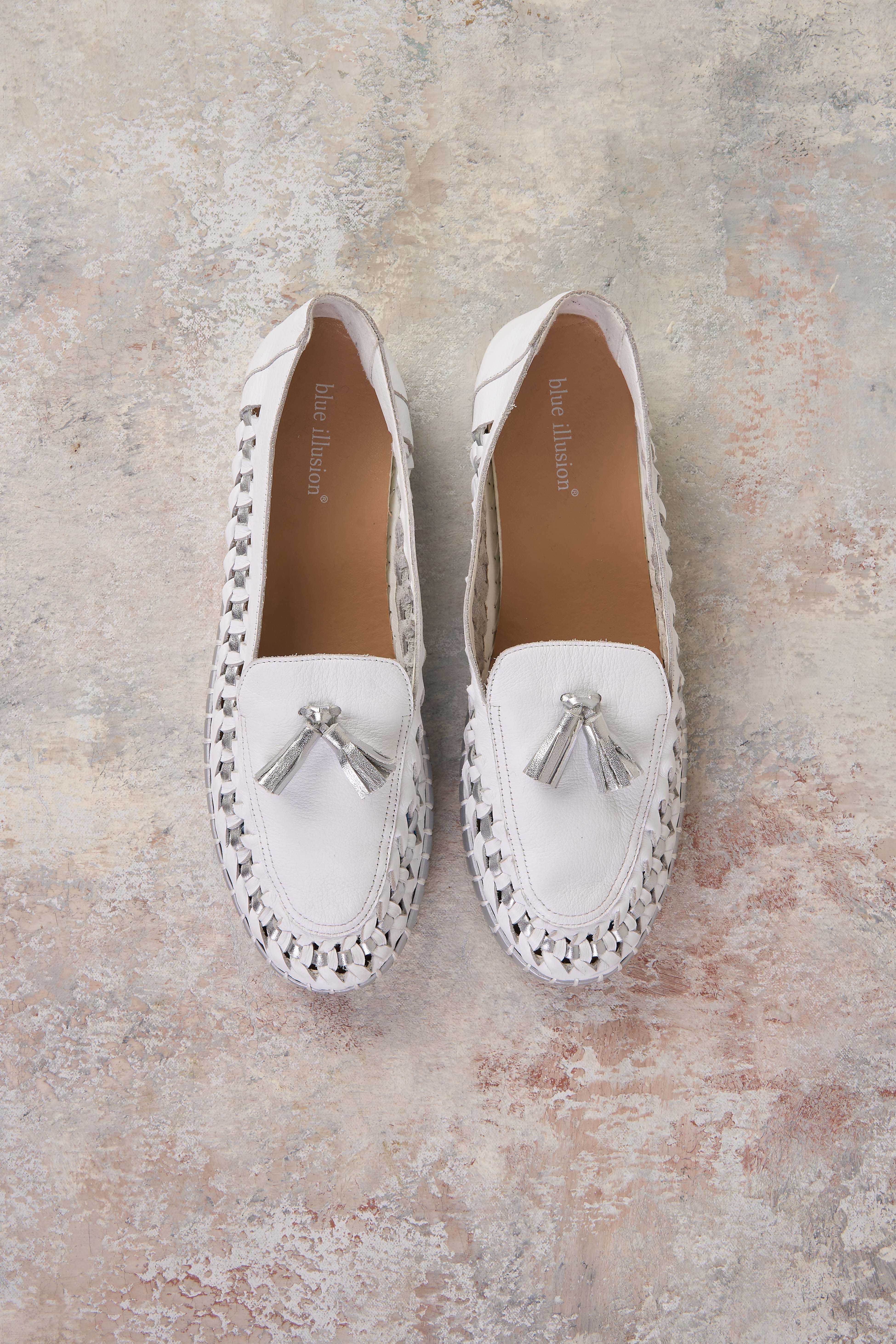 Porto Tassel Loafer - White - Image 4