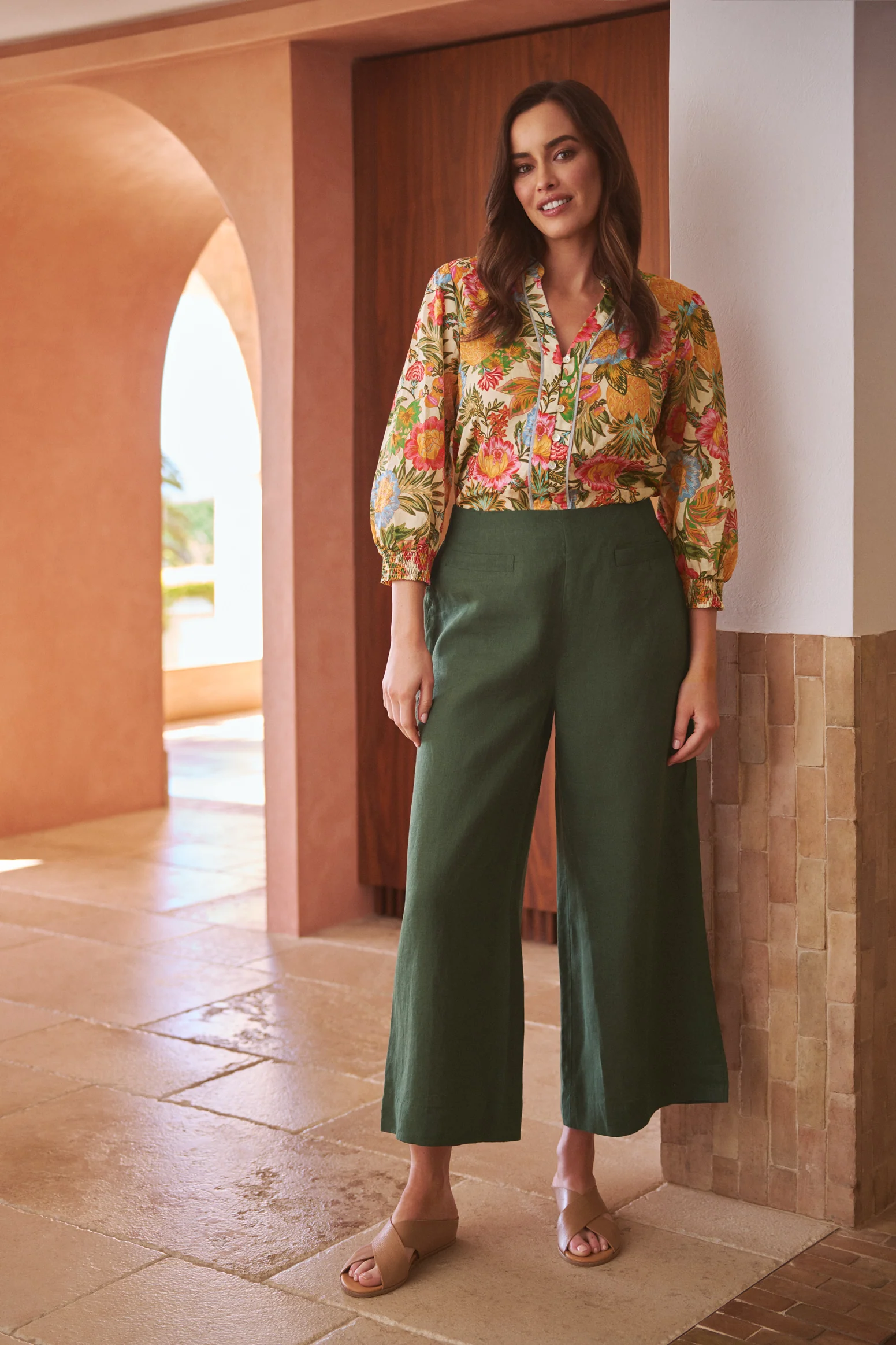 7/8th French Linen Pant - Dark Khaki - Image 2