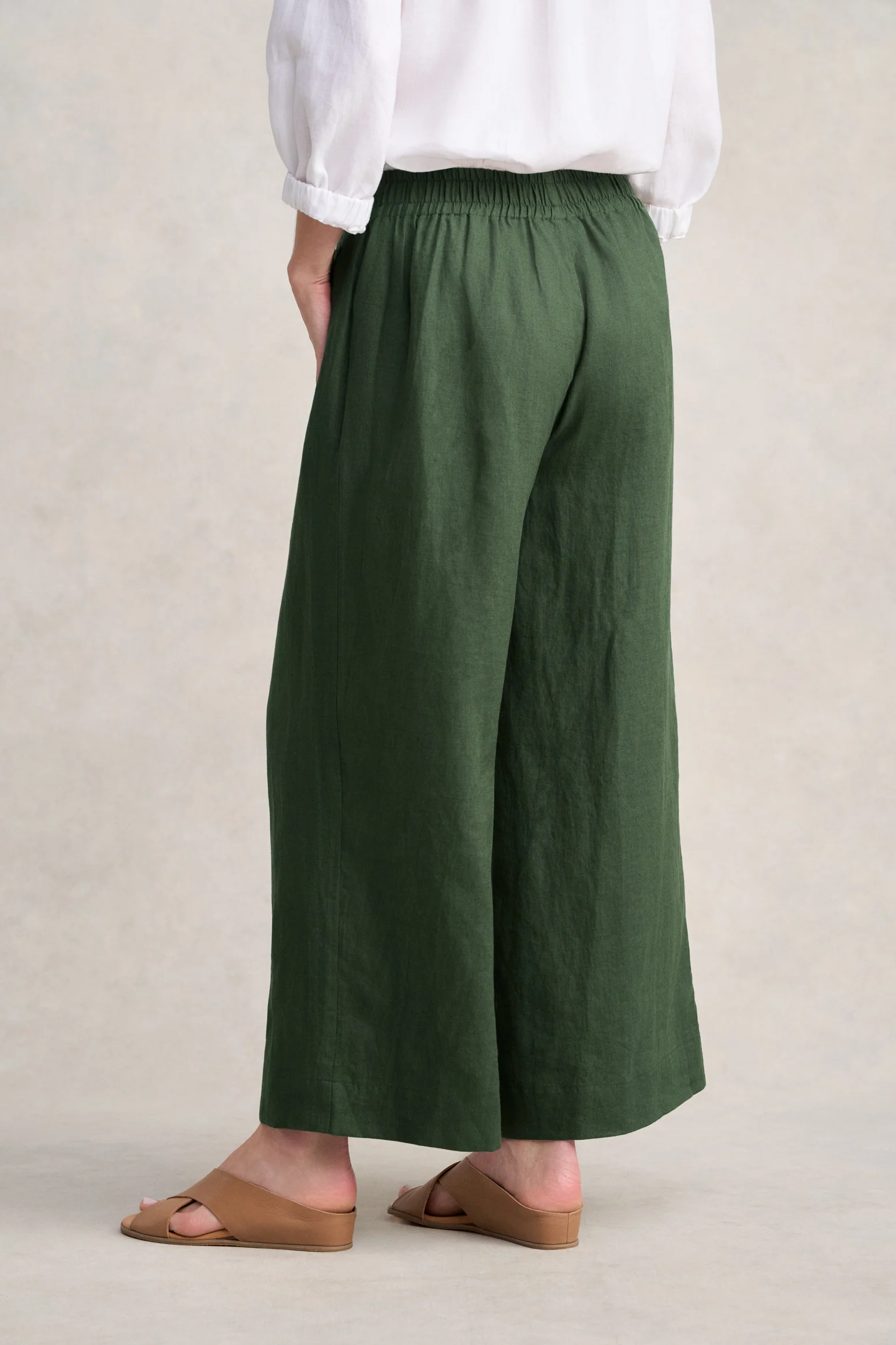 7/8th French Linen Pant - Dark Khaki - Image 5