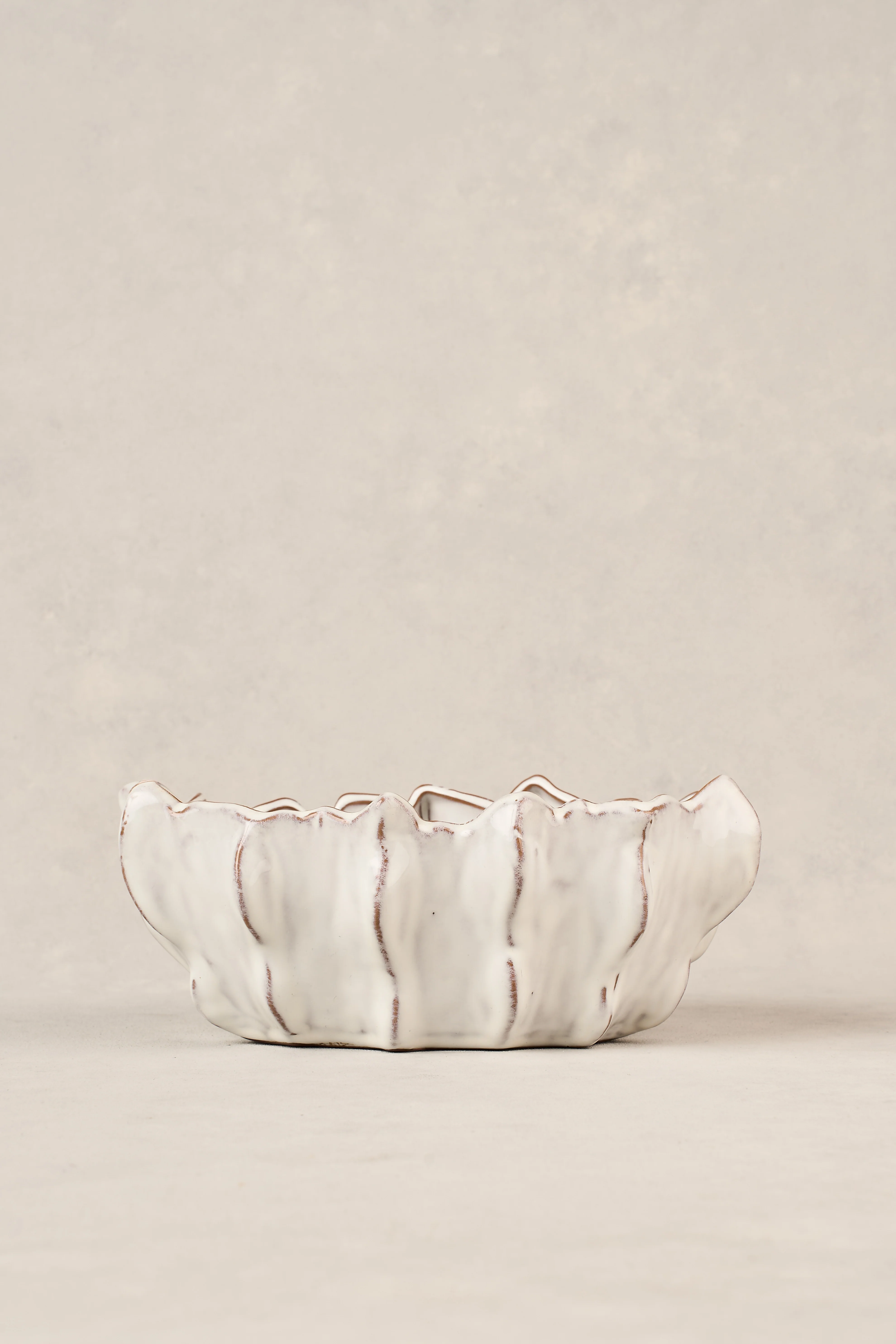 Scalloped Ceramic Bowl - Image 6