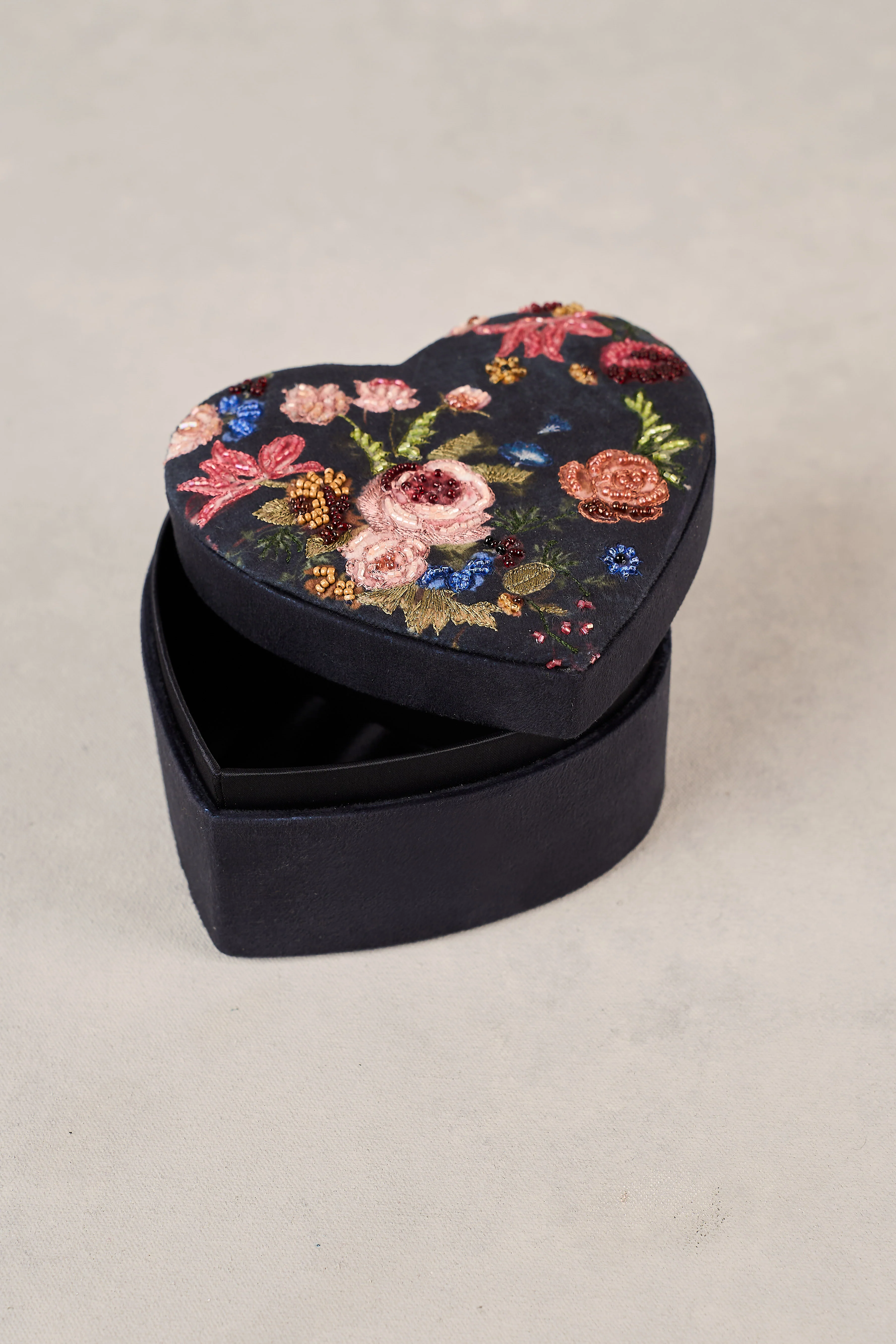 Small Heart Jewellery Box - Image 3