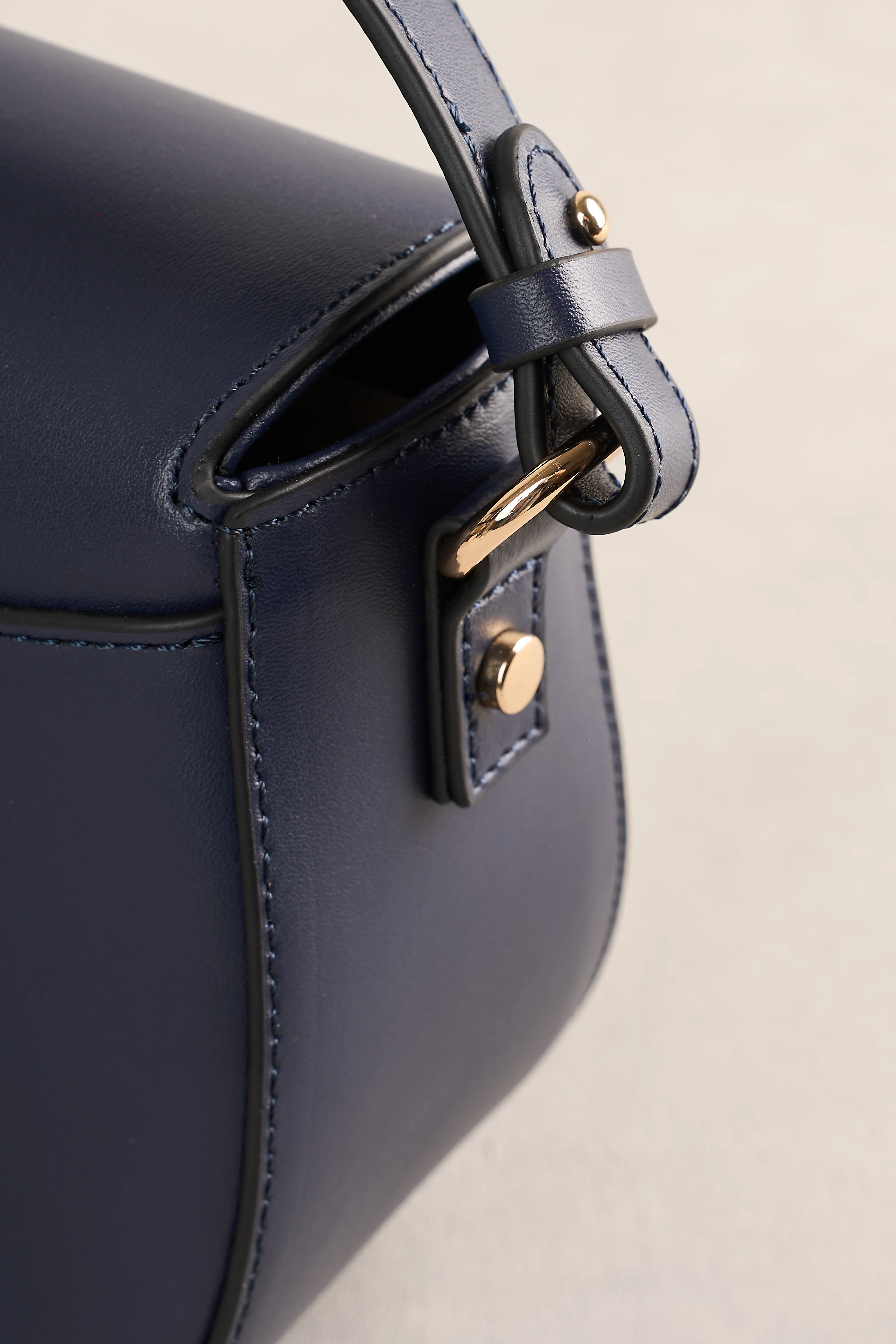 Spliced Cross Body Bag - Navy - Image 6