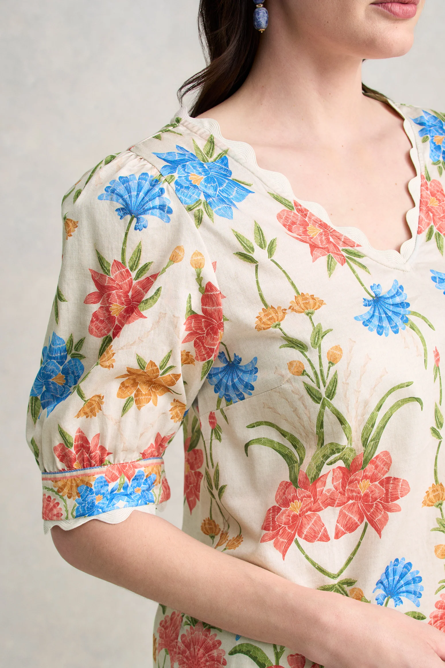 Scallop Detail Blouse - Paradise Print - Image 4