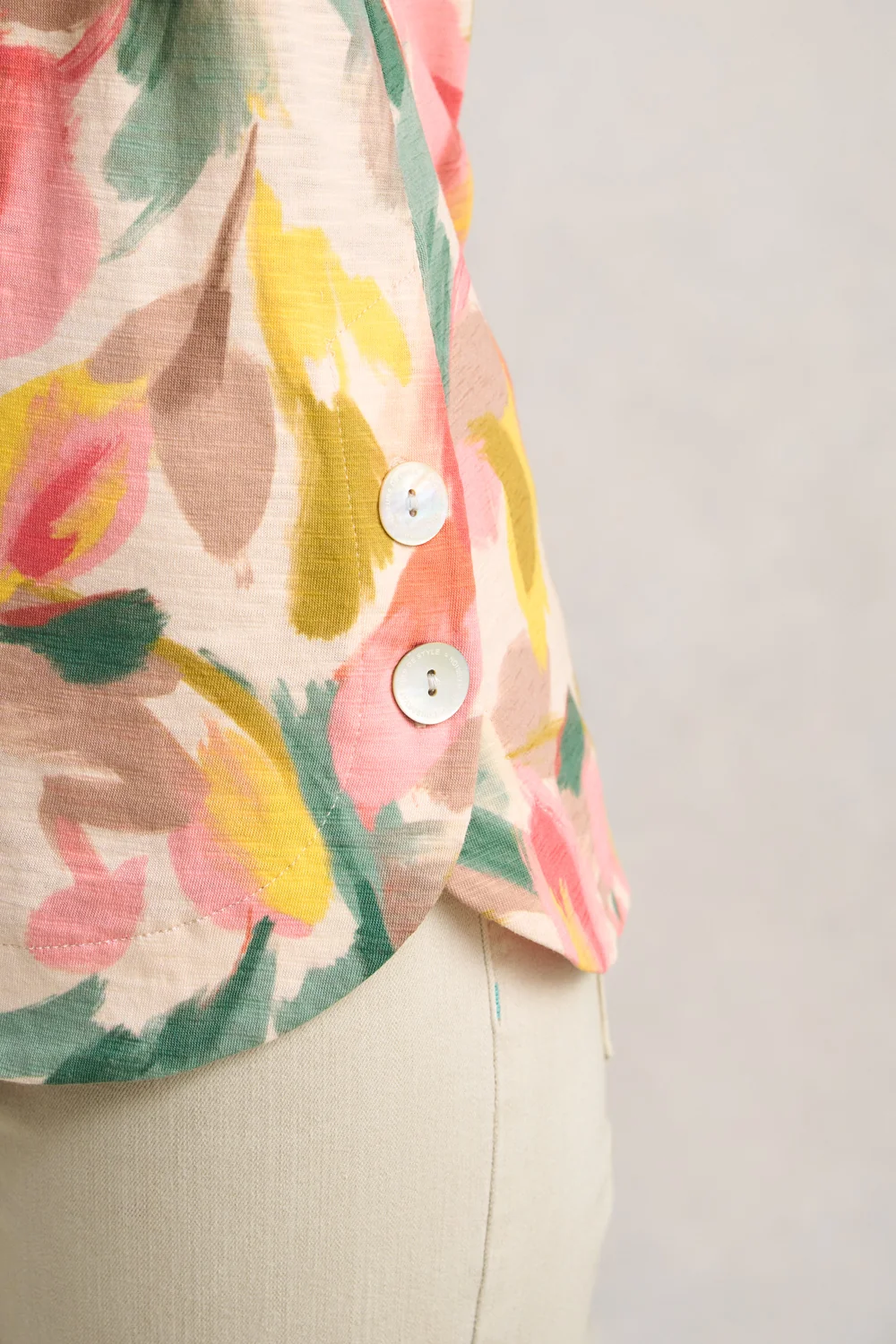 Printed V-Neck T-Shirt - Abstract Print - Image 3