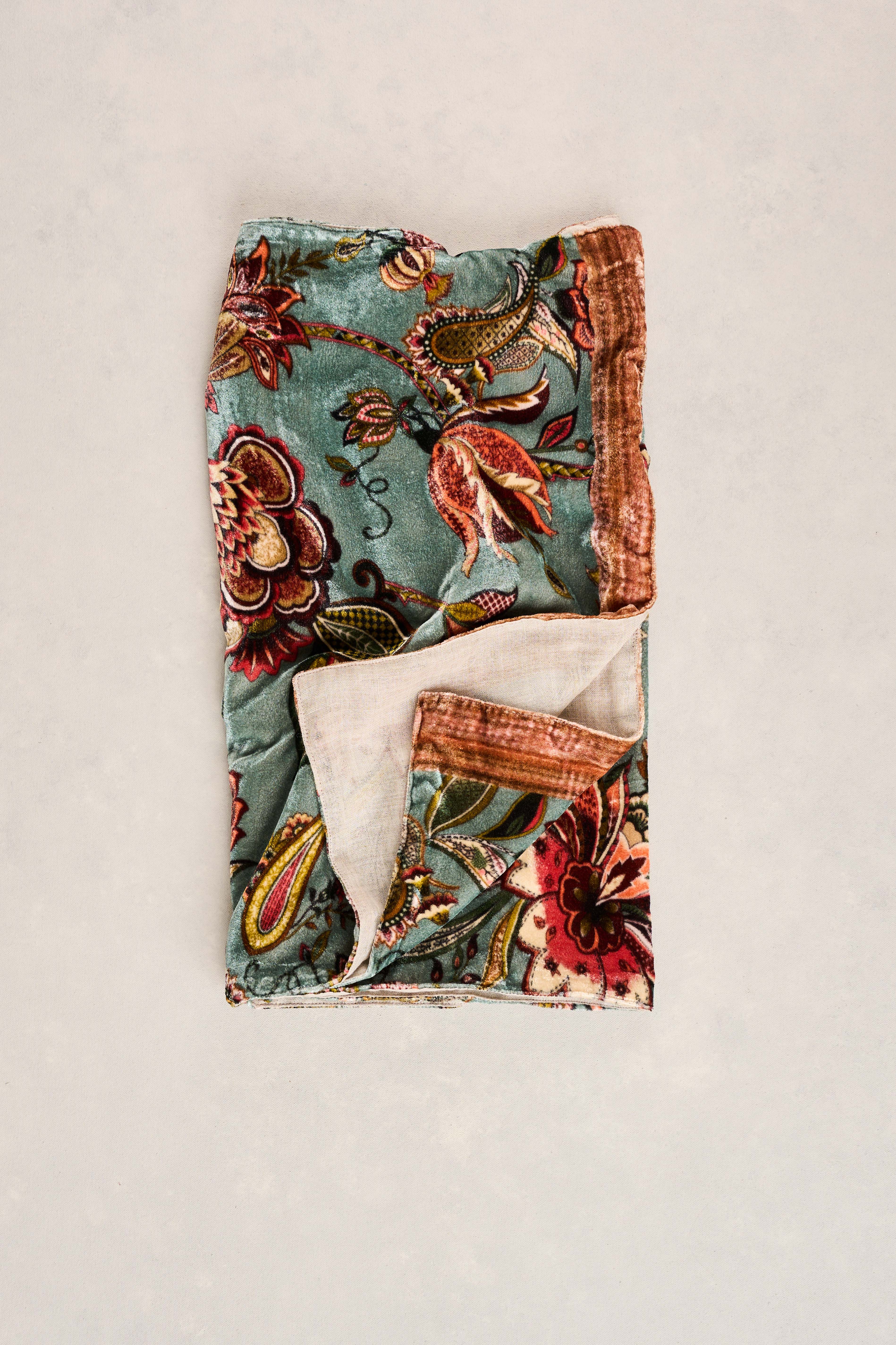 Velvet Floral Scarf - Multicolour - Image 4